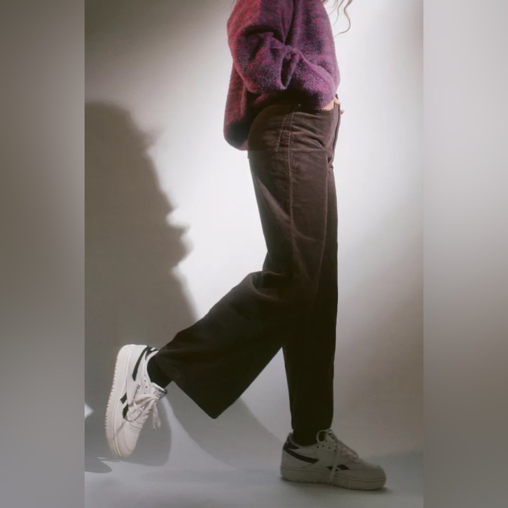 Reebok Club C Double Low Top Sneaker - Picture 3 of 5